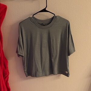 Vuori Gray/Blue Women's  Crop Top